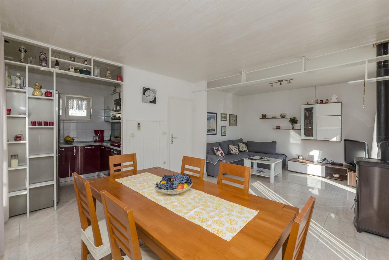 Apartments Mare Postira Luaran gambar